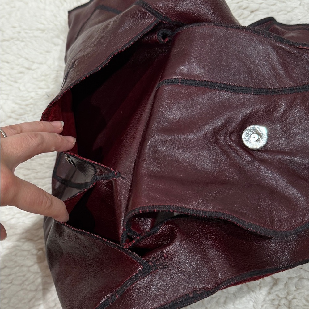 ‼️SOLD‼️(h(om)e) Heather Hambrecht Shoulder Bag Burgundy Organic Distressed - Picture 10 of 14
